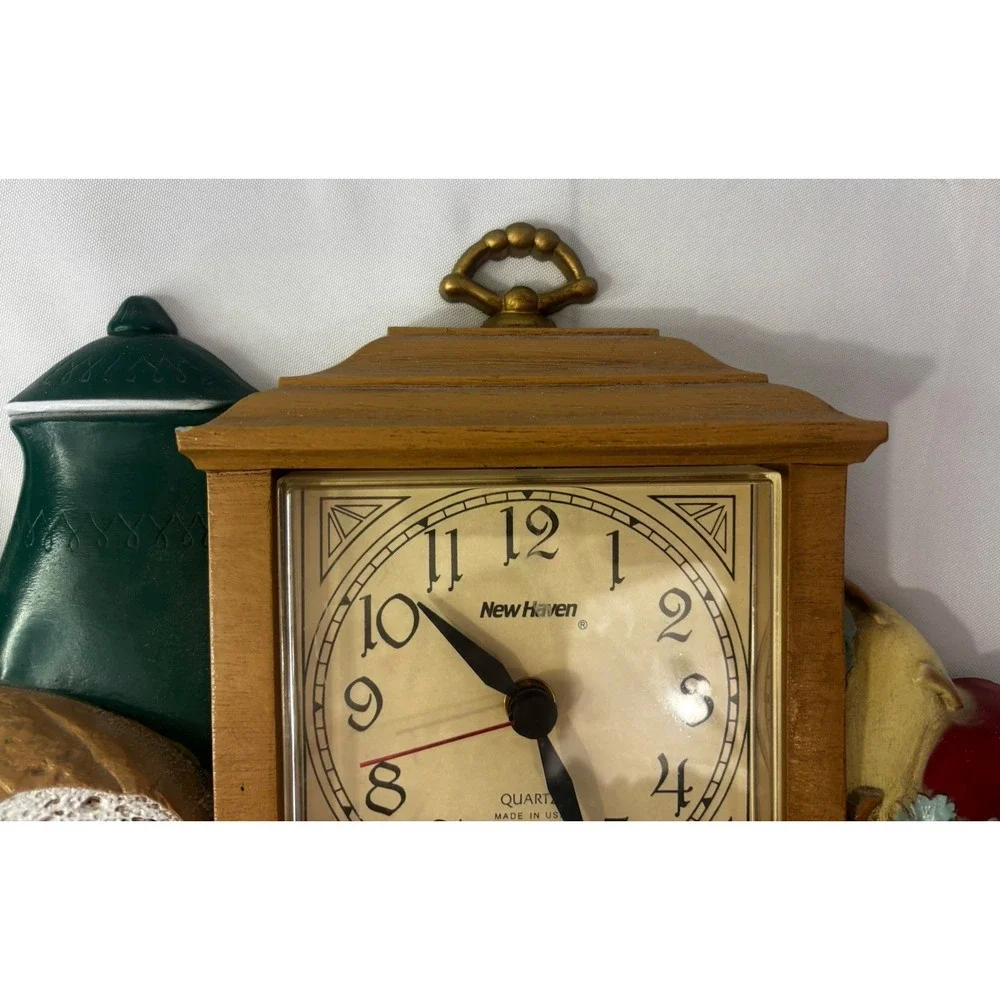 🙏Vintage Wall Clock Give Us This Day Our Daily Bread New Haven Quartz USA 1985